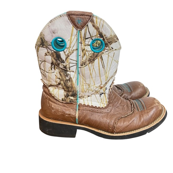 Ariat Shoes - ARIAT Women 11B True Timber Snow Camo Brown Leather Shortie Cowboy Boots Fatbaby